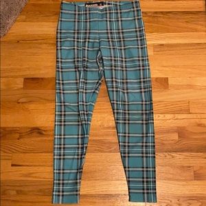 EUC- teal tartan fleece lined leggings